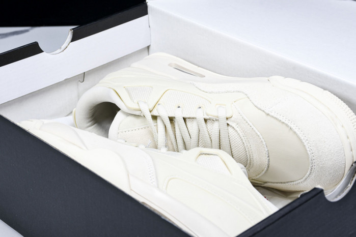 Air Jordan 4RM  FQ7940 200