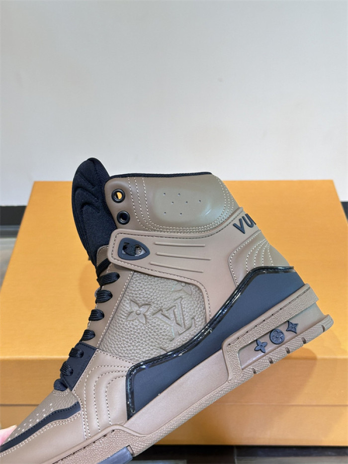 L&V SNEAKERS