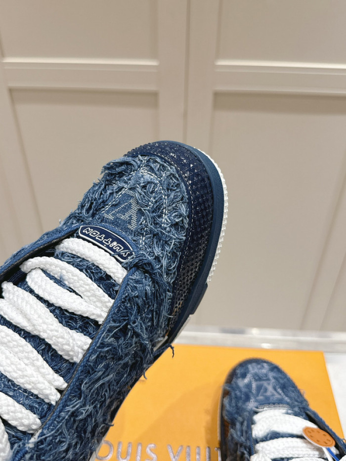 L&V SNEAKERS