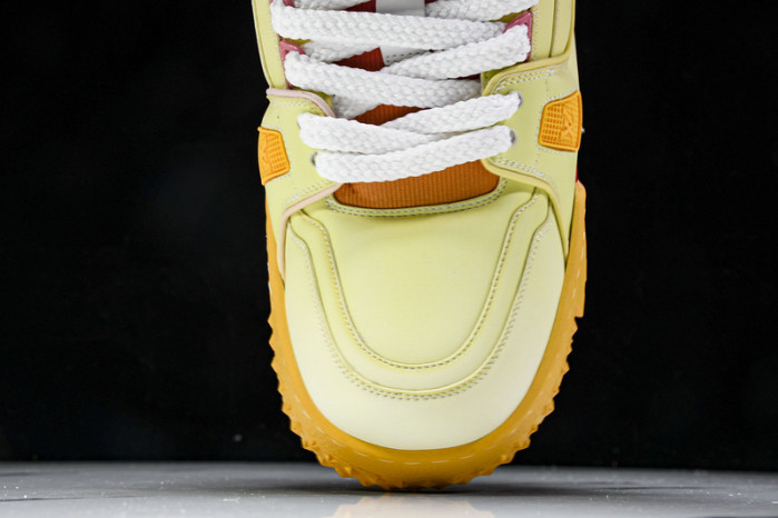L&V SNEAKERS