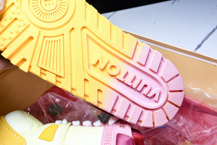 L&V SNEAKERS