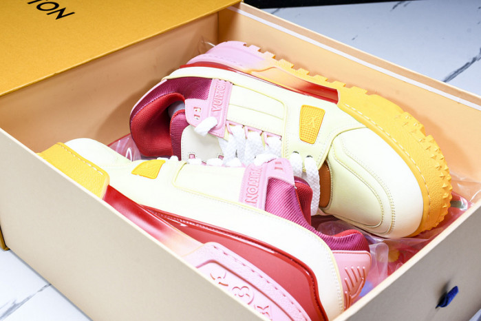L&V SNEAKERS