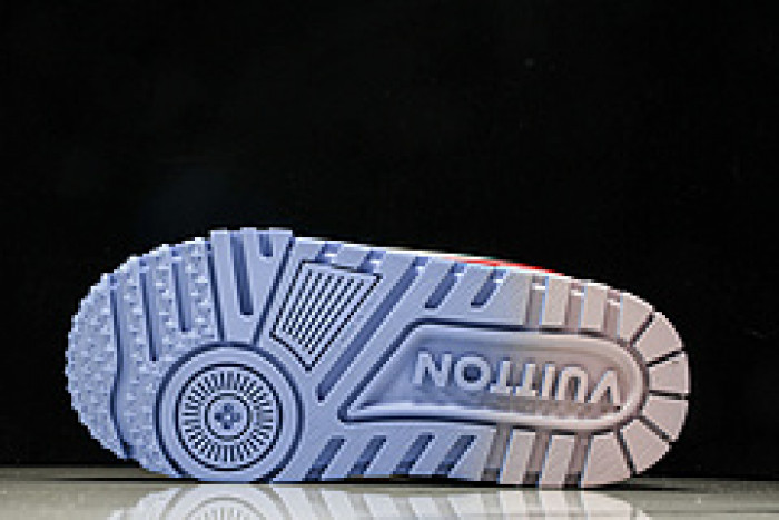 L&V SNEAKERS