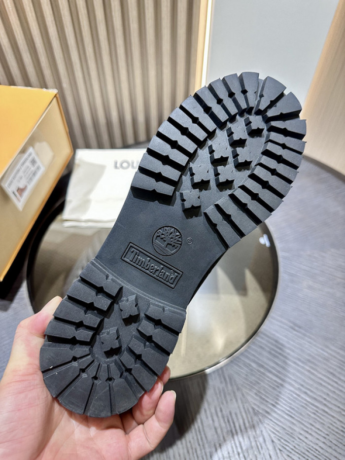 L&V SNEAKERS