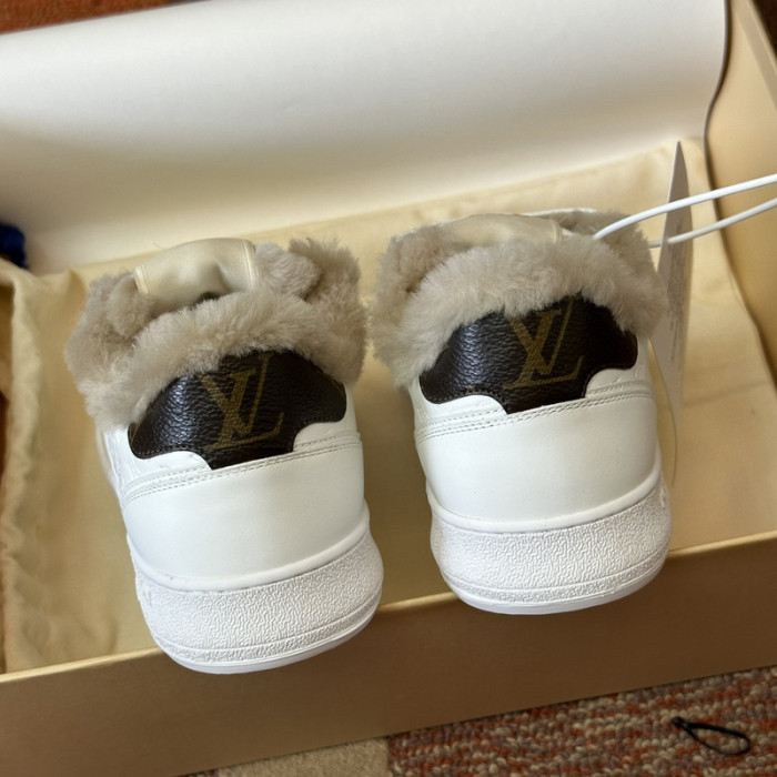 L&V SNEAKERS