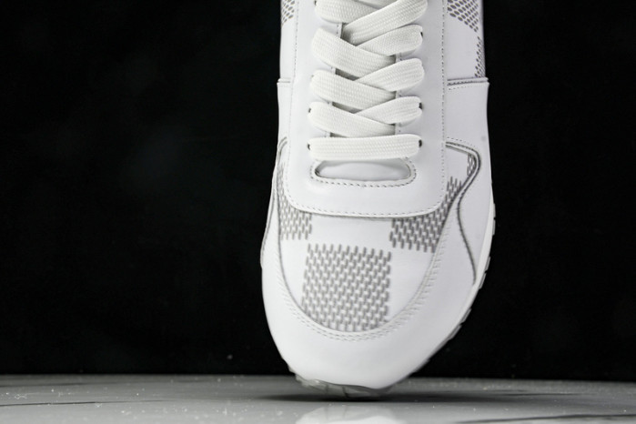 L&V SNEAKERS