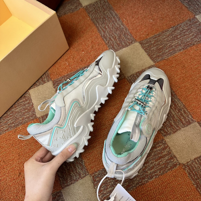 L&V SNEAKERS