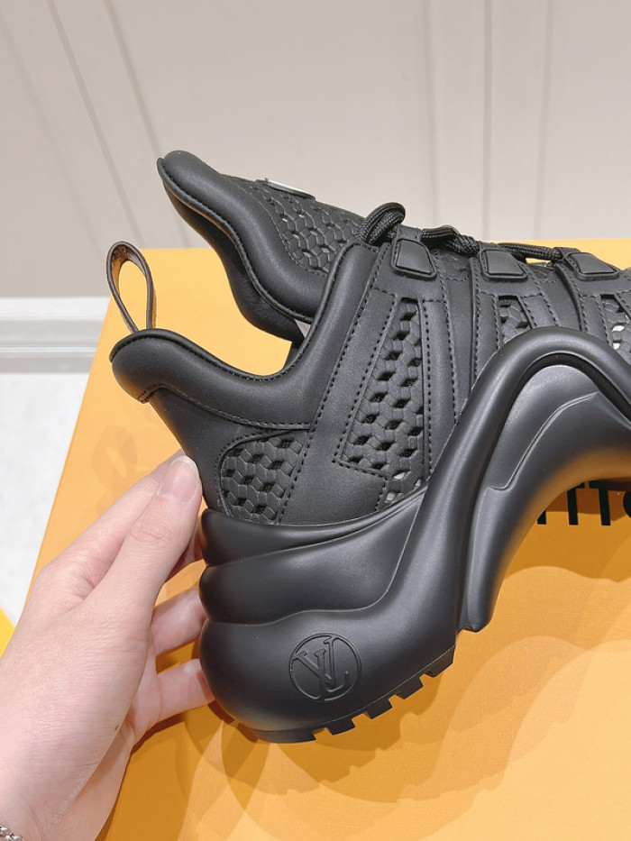 L&V SNEAKERS
