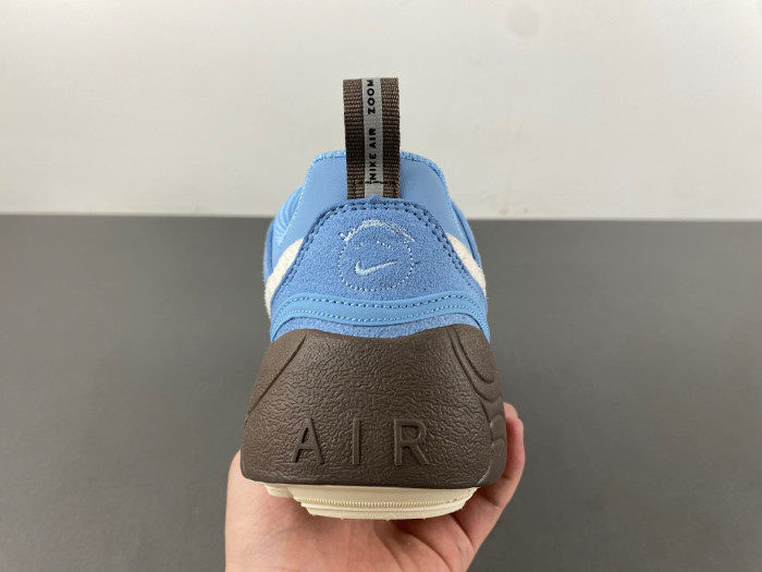 Nike Travis Scott x Nike Zoom Field Jaxx HQ3072-400