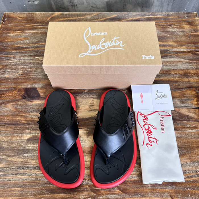 CL SLIPPERS
