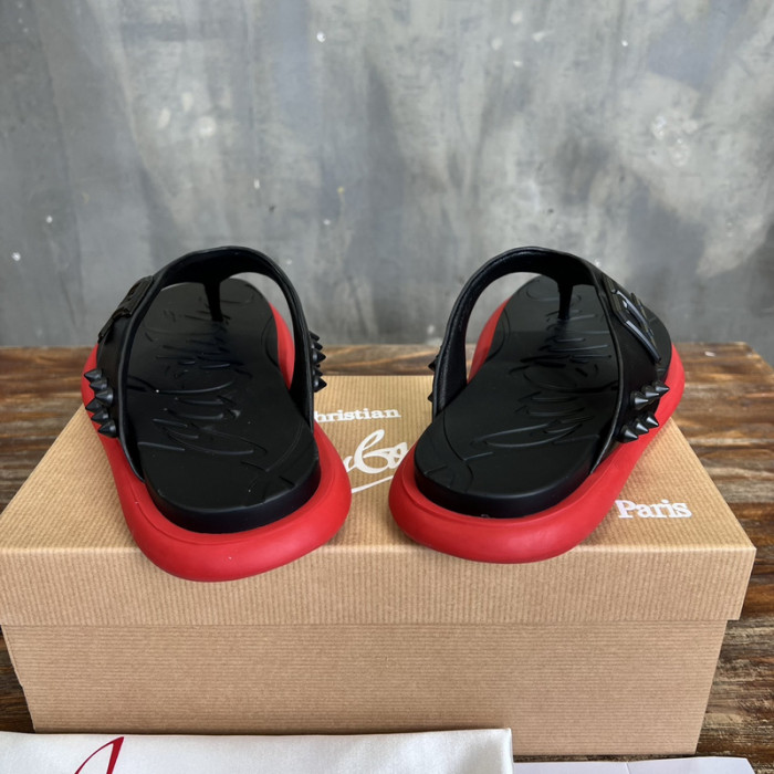 CL SLIPPERS
